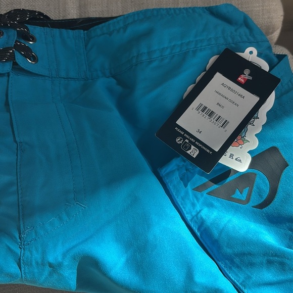 Quiksilver Men's Swimwear Regular Fit Fixed Waist UPF 50 Quick Dry Board Shorts - Picture 5 of 7